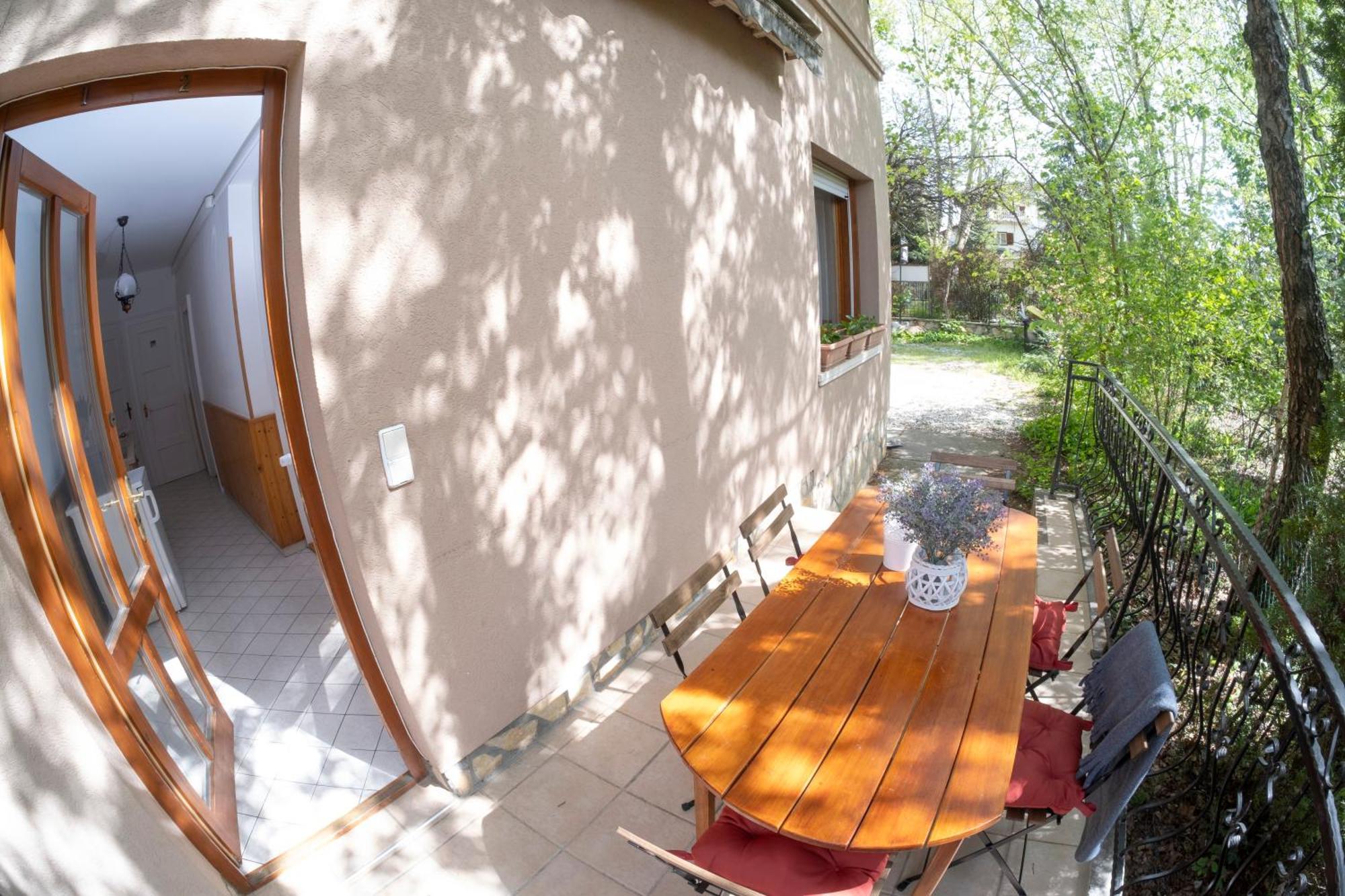 Vicze Apartmanház Siófok Exterior foto