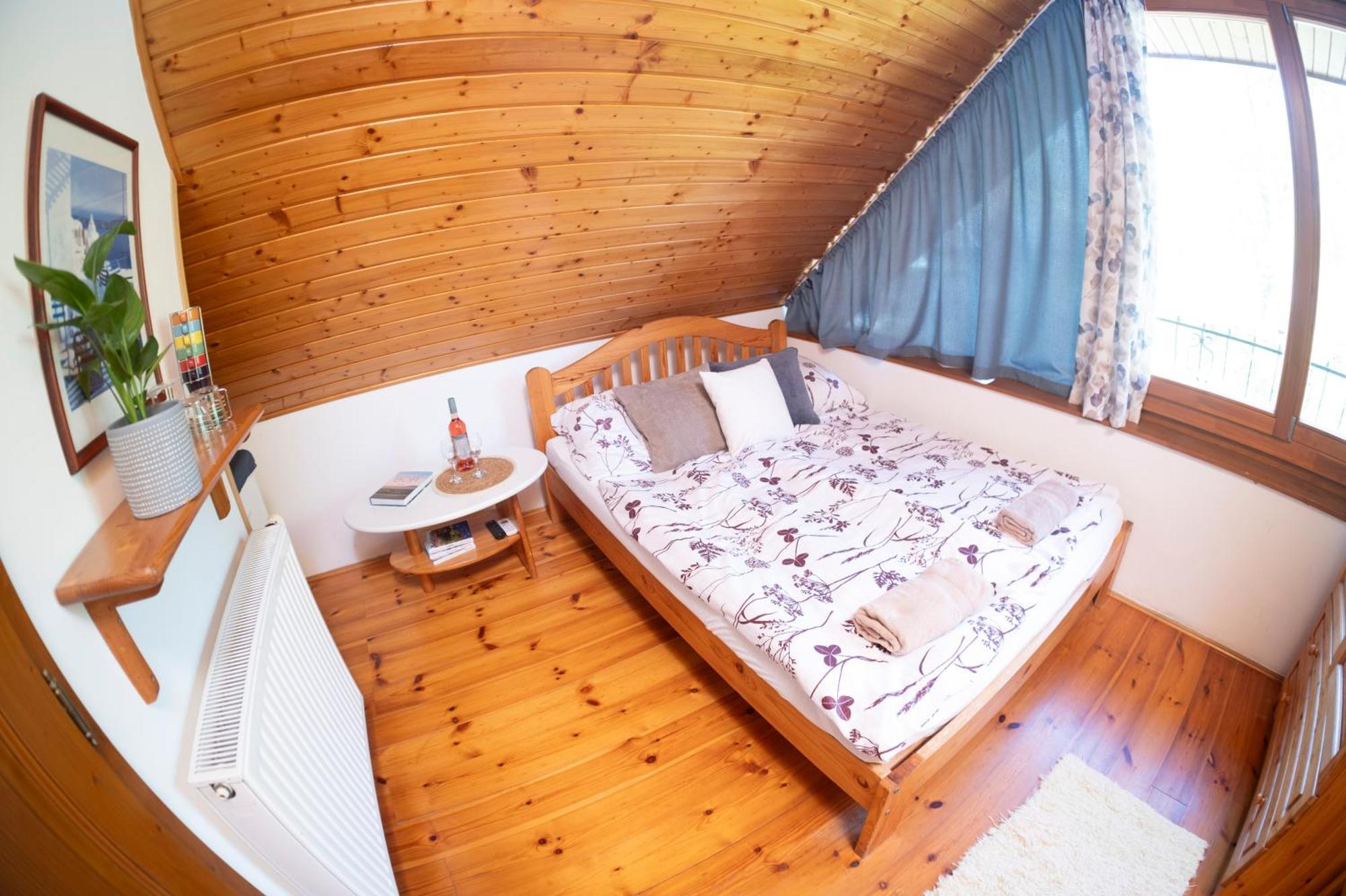 Vicze Apartmanház Siófok Exterior foto