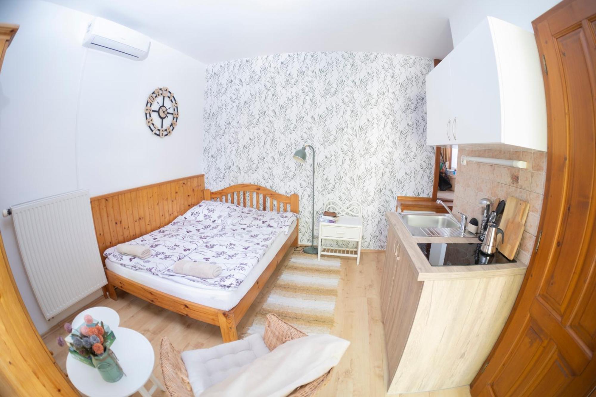 Vicze Apartmanház Siófok Exterior foto