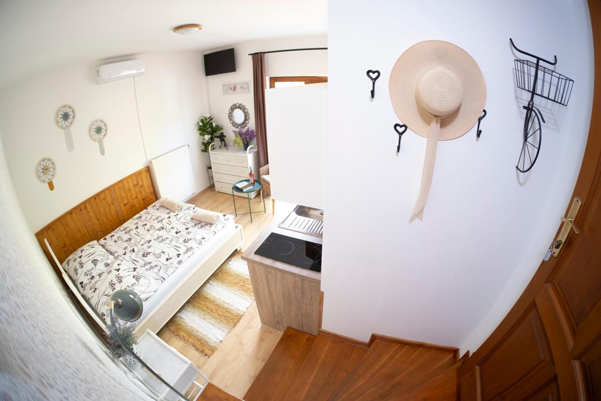 Vicze Apartmanház Siófok Exterior foto